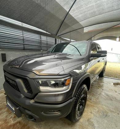RAM 1500 5.7 V8 GASOLINA REBEL CD 4X4 AUTOMÁTICO